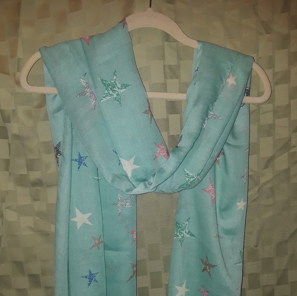 cotton scarf with star design